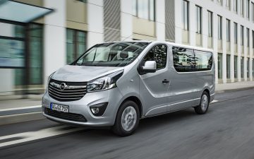 Rent Opel Vivaro 