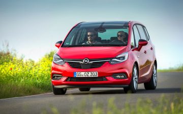 Rent Opel Zafira 1.7l Diesel 