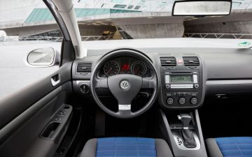 Rent Volkswagen Golf 7 1.6l 